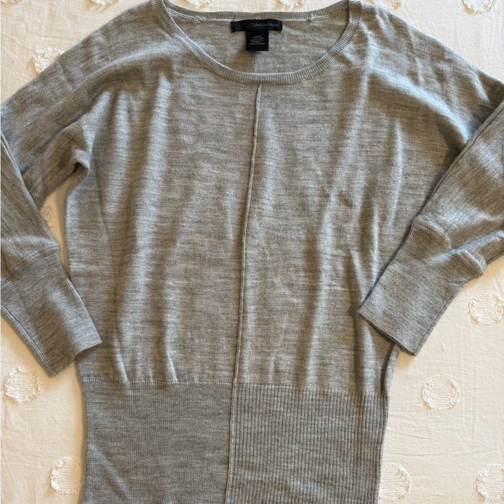 Calvin Klein Jeans Women's Light Gray Sweater